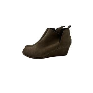 DV8 by Dolce Vita Brown Wedge Slip on Booties